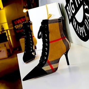 Burberry Look Women Ankle Boots